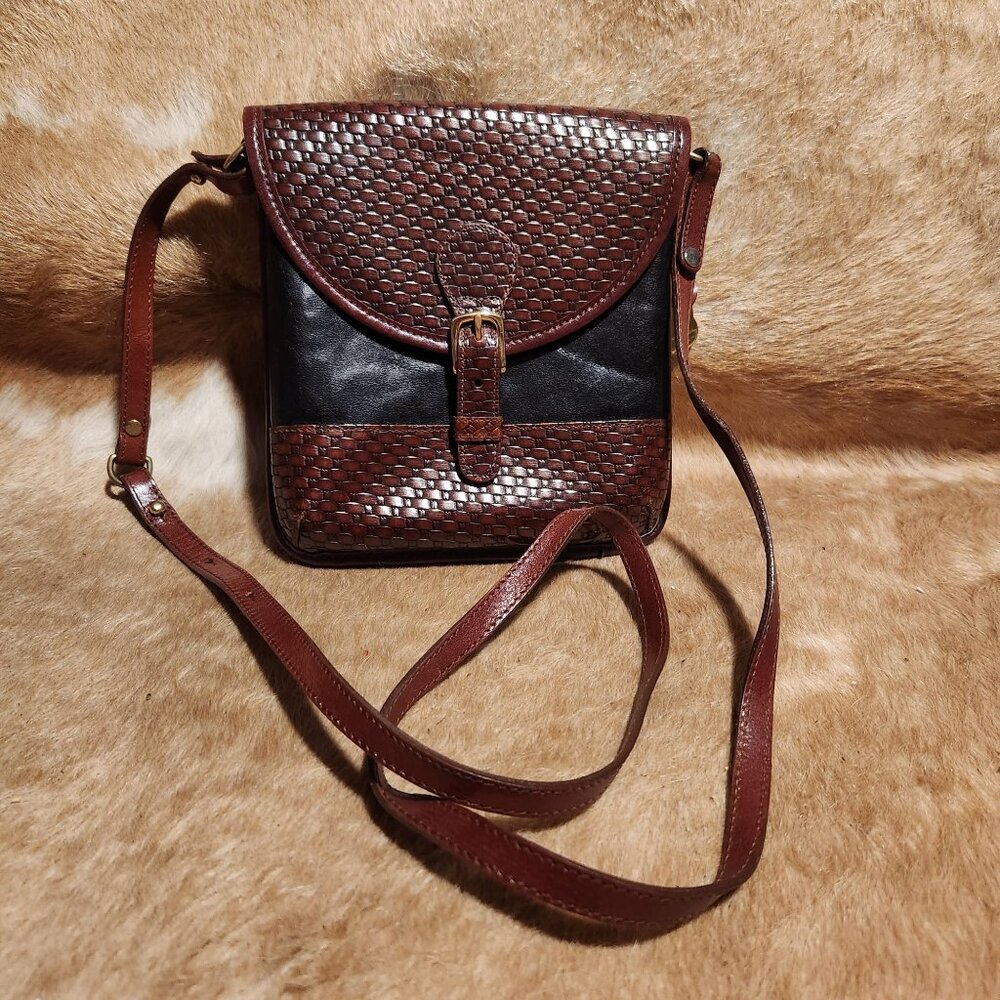 Vintage Brahmin Woven Leather & Black Crossbody Bag With Buckle Closure